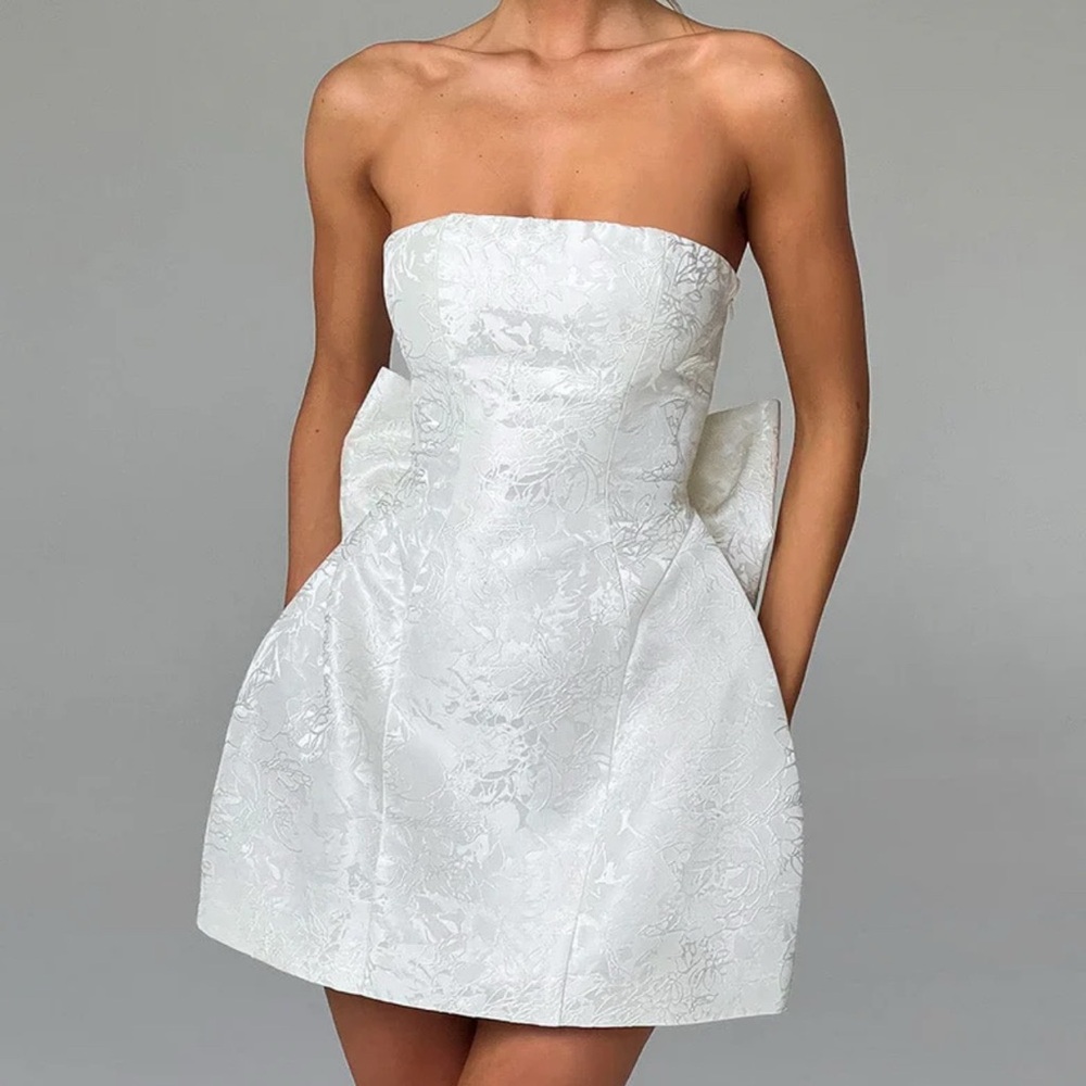 Elenora White Strapless Mini Dress